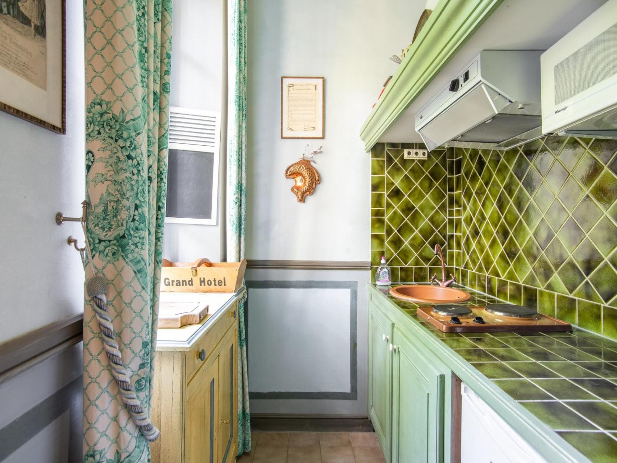 Cozy Apartment With Swimming Pool Terrace Garden Parking Montbrun-les-Bains Bagian luar foto
