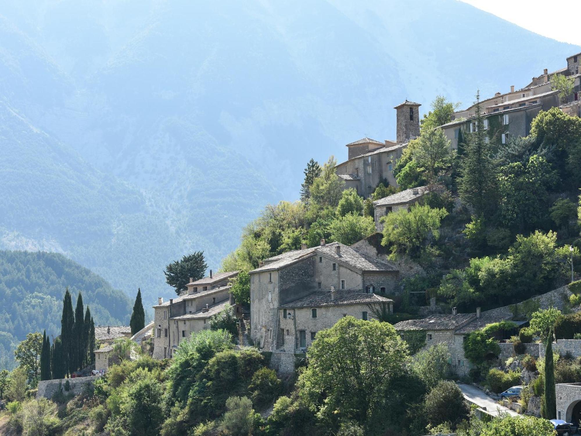 Cozy Apartment With Swimming Pool Terrace Garden Parking Montbrun-les-Bains Bagian luar foto