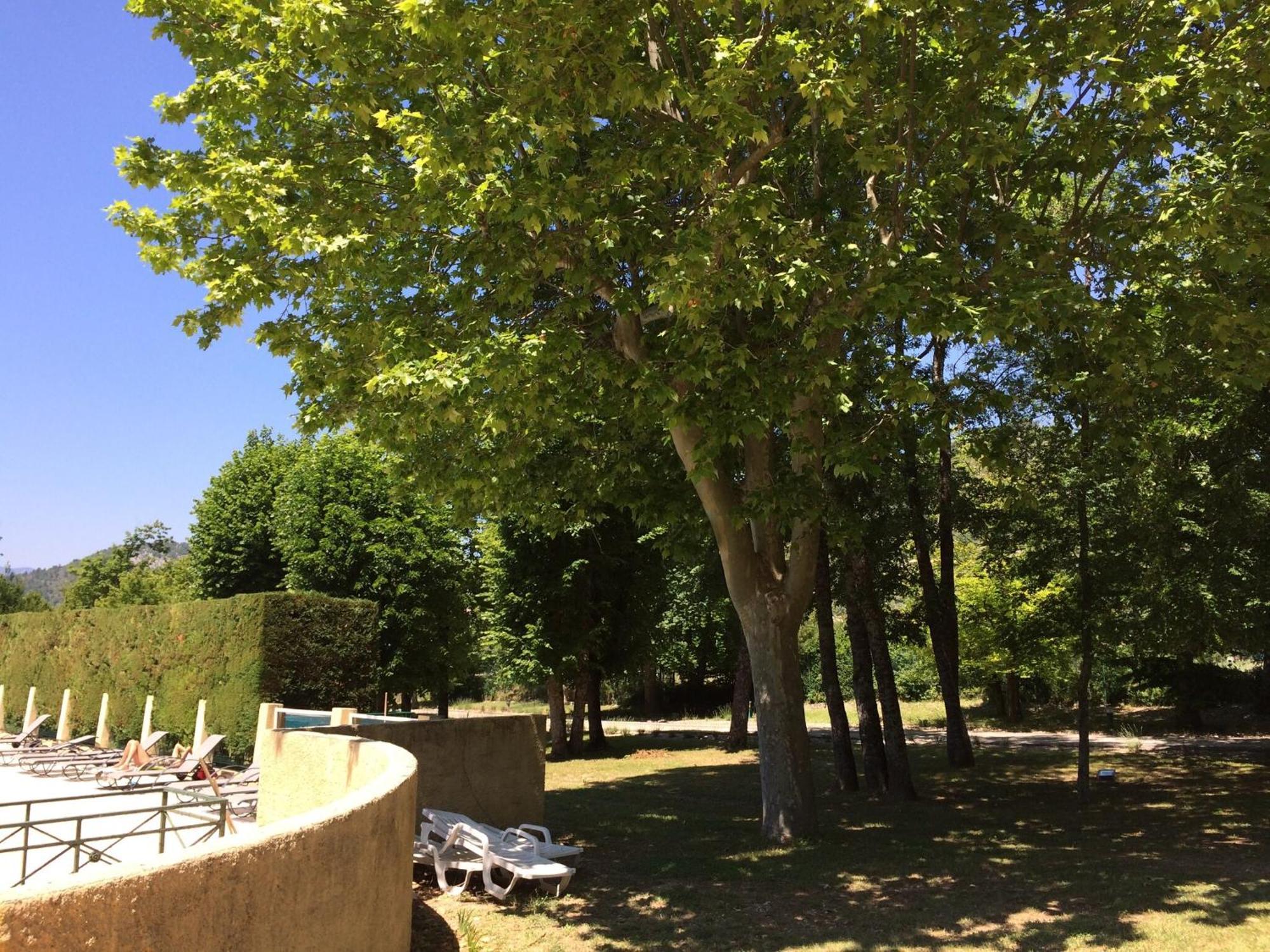 Cozy Apartment With Swimming Pool Terrace Garden Parking Montbrun-les-Bains Bagian luar foto