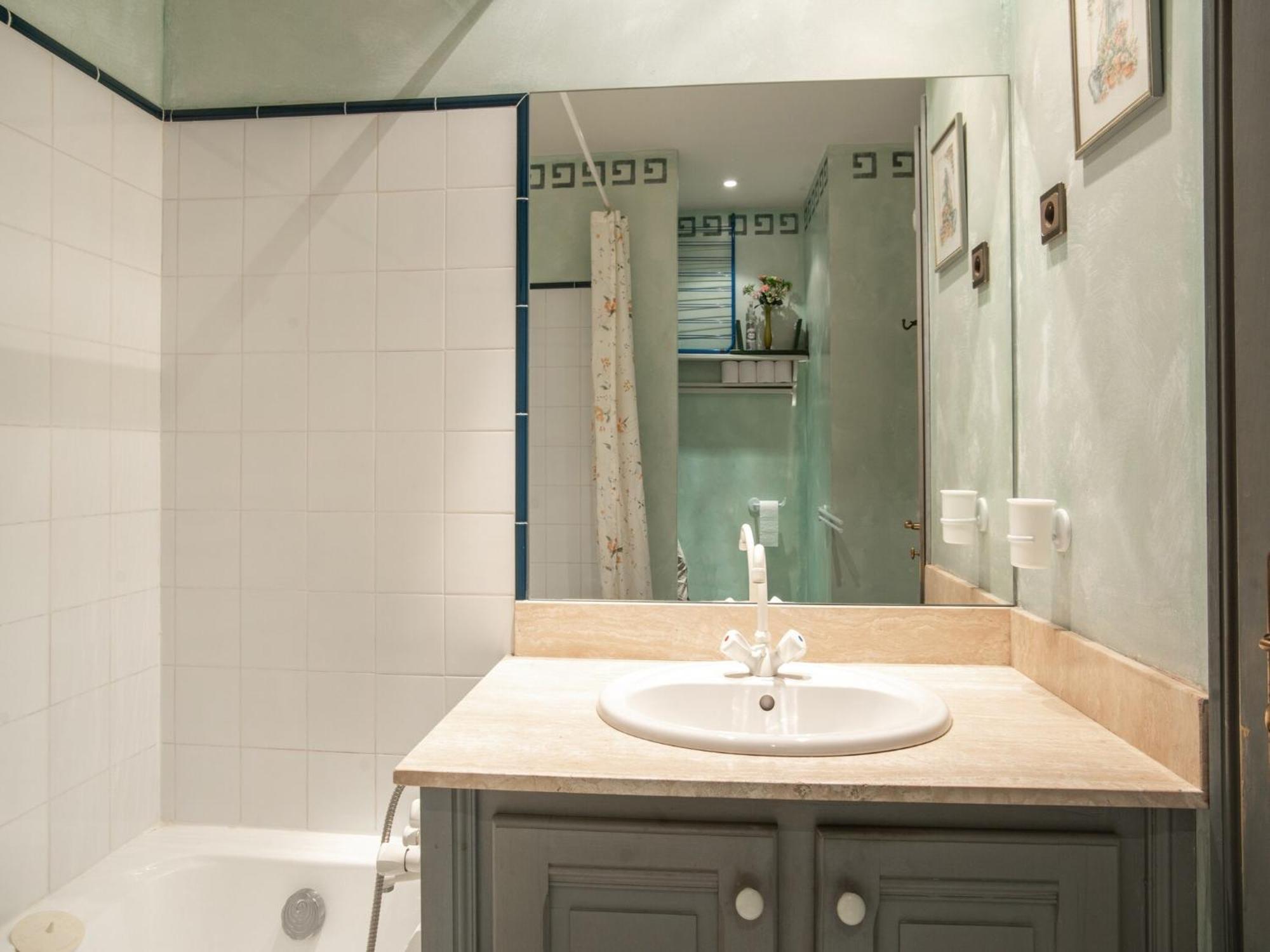 Cozy Apartment With Swimming Pool Terrace Garden Parking Montbrun-les-Bains Bagian luar foto