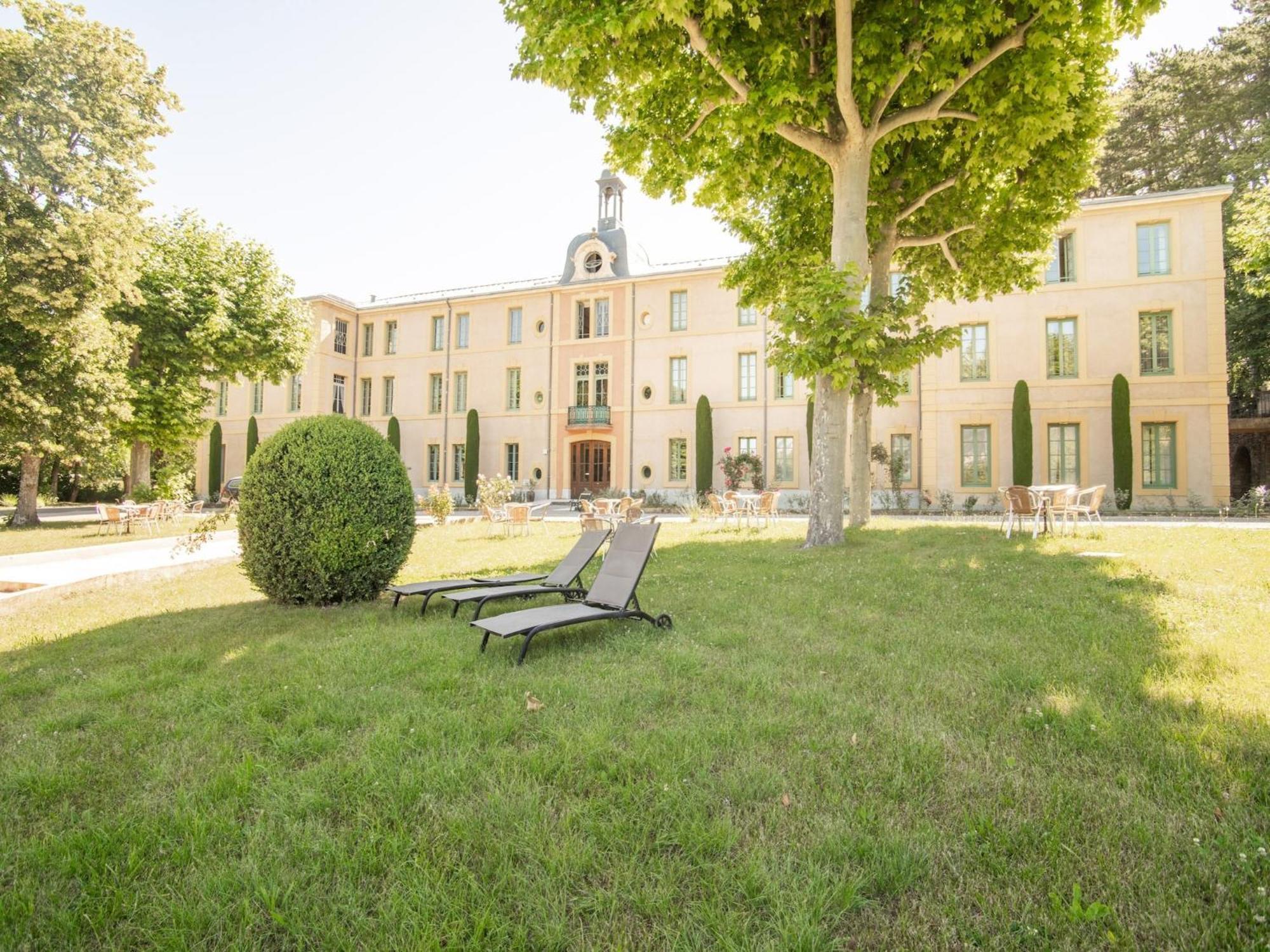 Cozy Apartment With Swimming Pool Terrace Garden Parking Montbrun-les-Bains Bagian luar foto